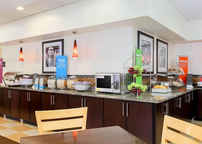 Hotel Hampton Champaign/urbana 3*